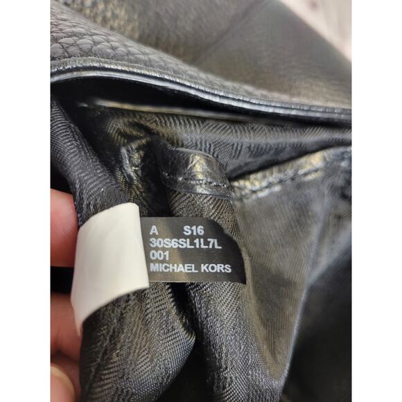 Michael Kors Fulton Pebbled Black Soft Leather Medium Shoulder Bag Handbag - Picture 9 of 10